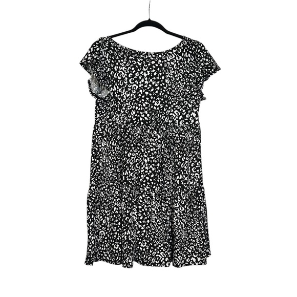 Jessica Simpson Pullover Floral Dress Black and White Pleated Wrap Size XL NWT - Picture 2 of 7